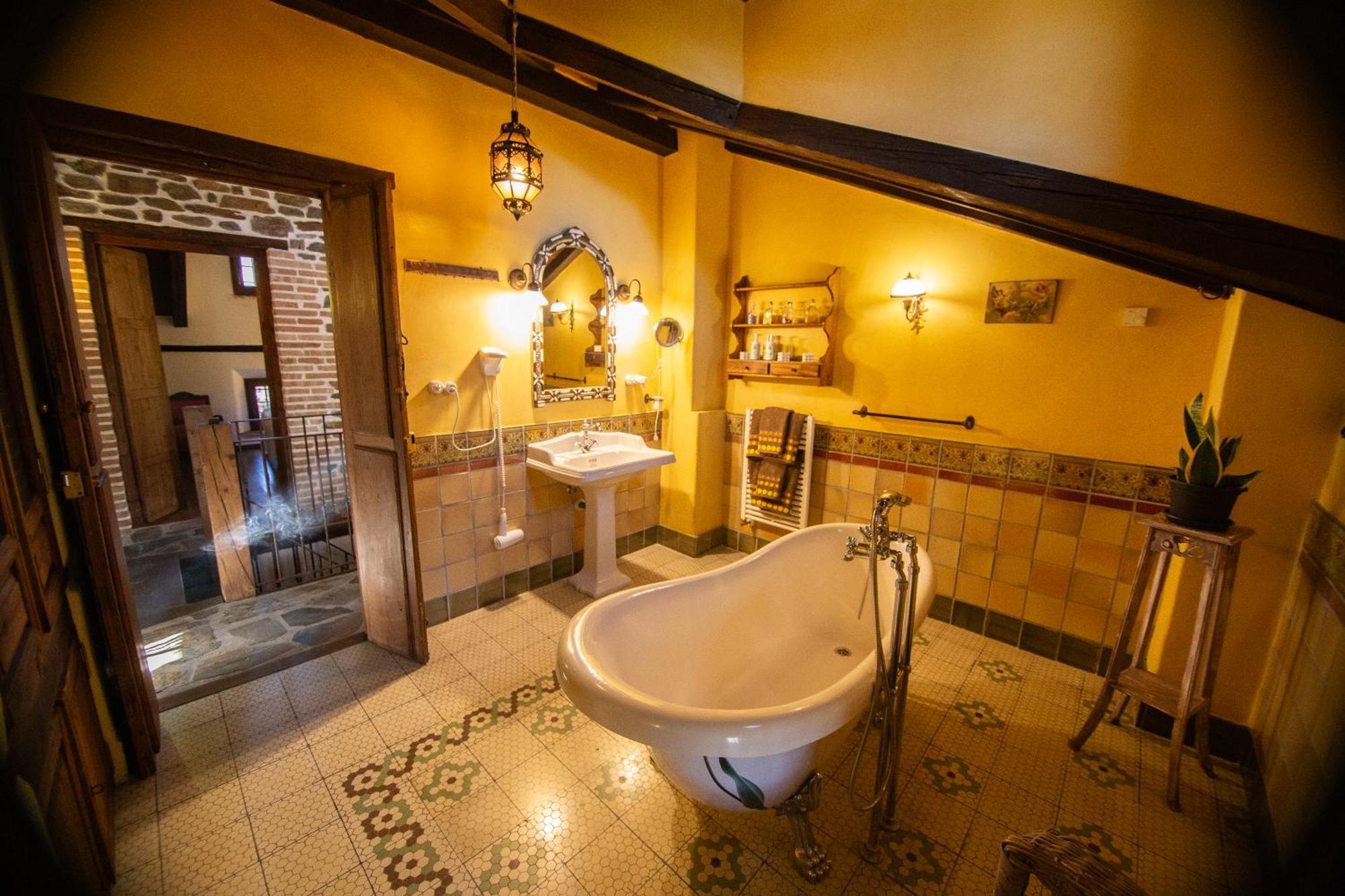 Cortijo Los Arbolitos, Casa Compartida グエハル・シエラ 部屋 写真