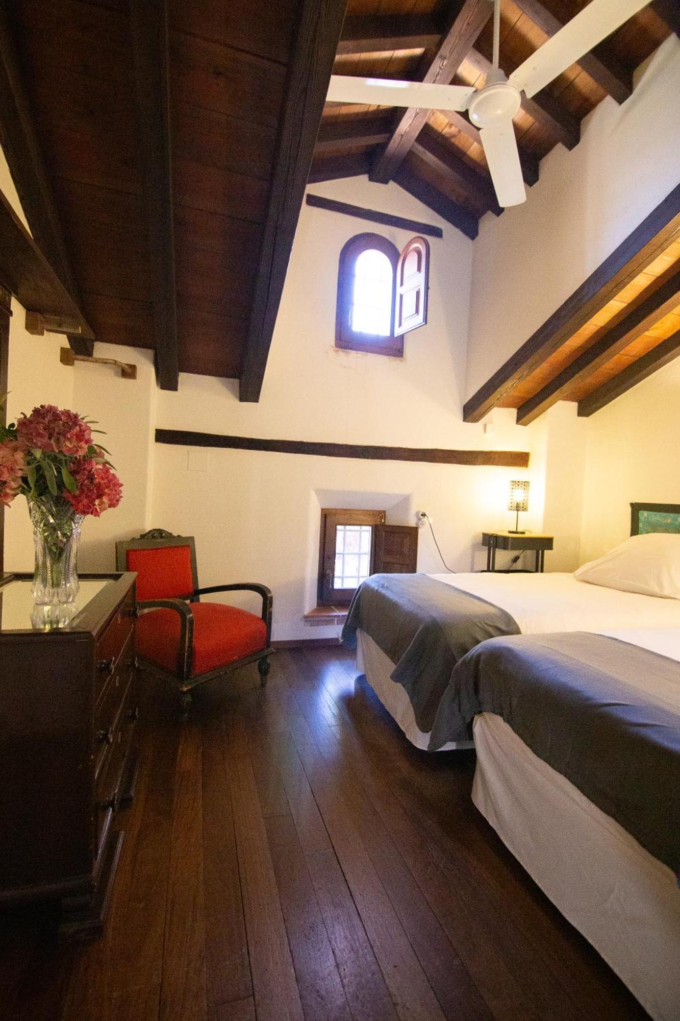 Cortijo Los Arbolitos, Casa Compartida グエハル・シエラ 部屋 写真