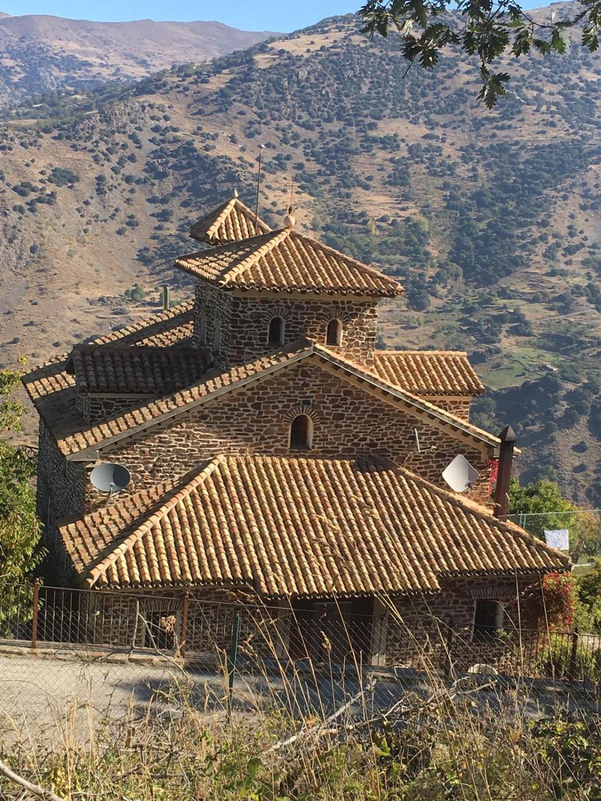 Cortijo Los Arbolitos, Casa Compartida グエハル・シエラ エクステリア 写真